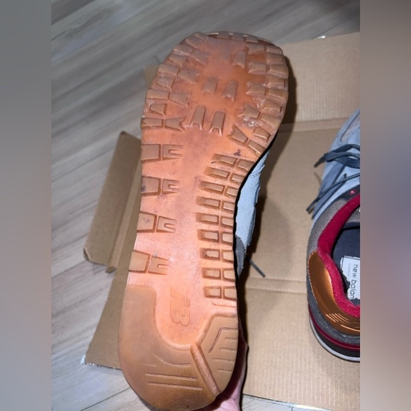 New Balance 574 Collegiate ML574NEB Sneakers Men’s 11 Red Orange Gray - Picture 10 of 13